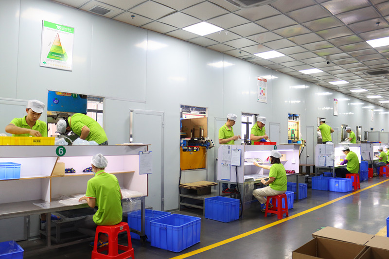 硅膠制品成型產線油壓機臺